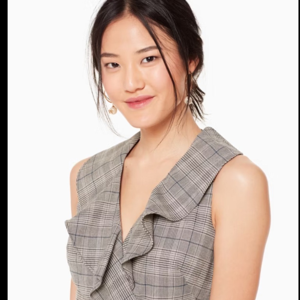 Ruffle collar body con midi dress